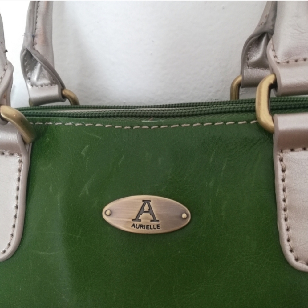 Aurielle Green Silver Gray Genuine Leather Crossbody Bag - Picture 3 of 16